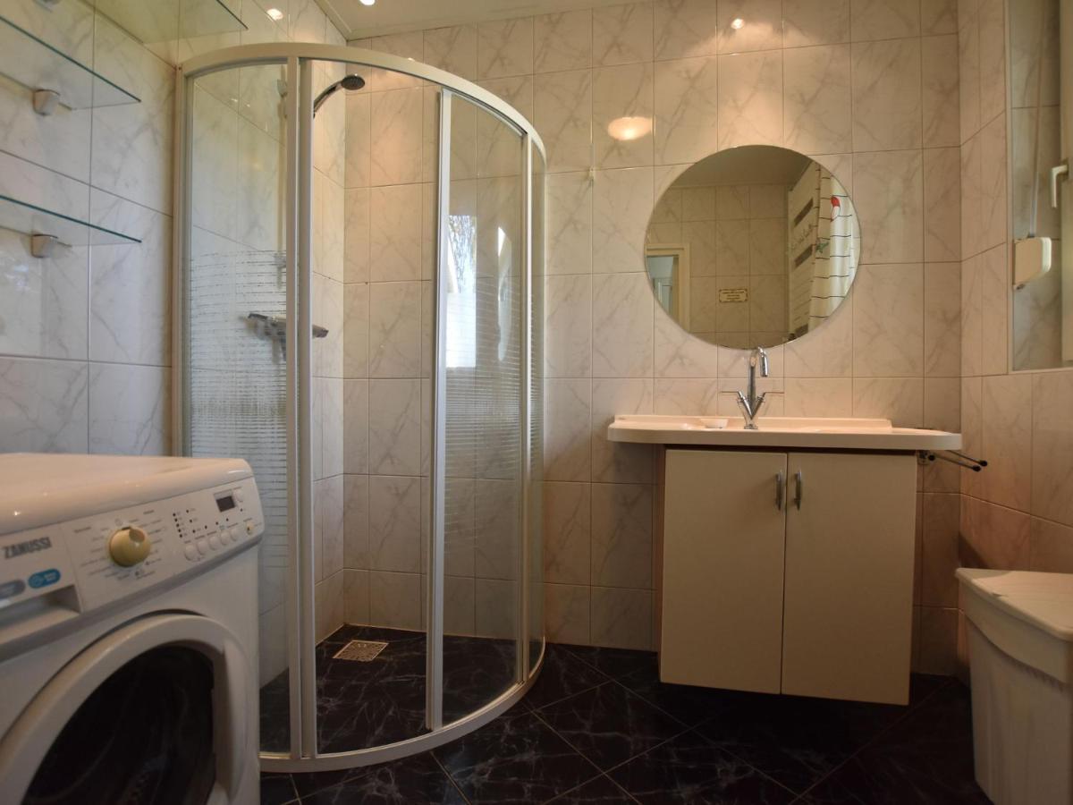 Holiday Home In Reutum Weerselo With Jacuzzi Beekdorp Dış mekan fotoğraf